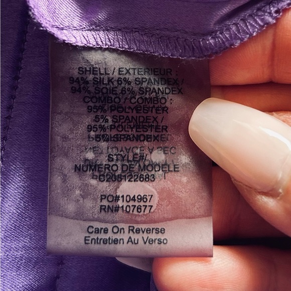 🦋alice + olivia Size XS, Purple, Silk, Butterfly Shorts🦋 - Picture 4 of 6